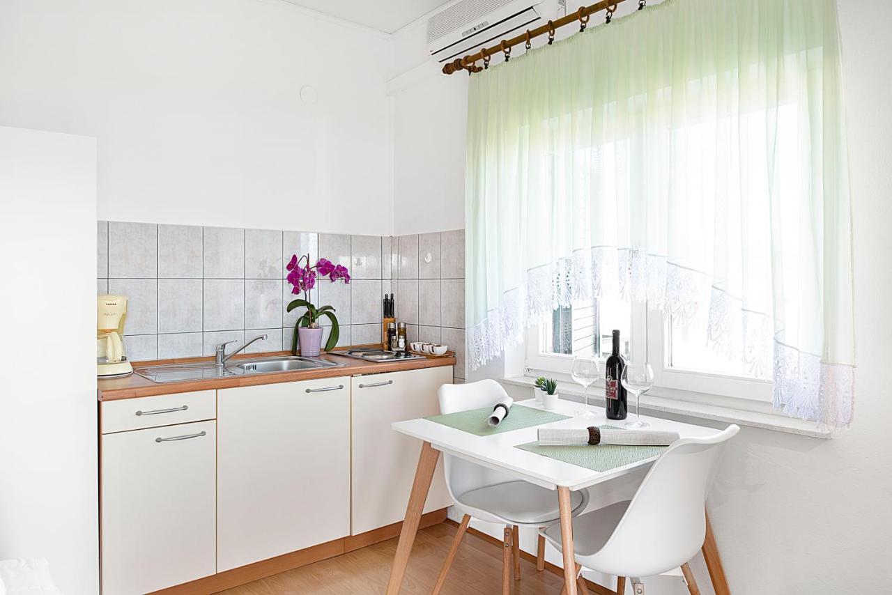 Jimy Apartments Sibenik Bagian luar foto